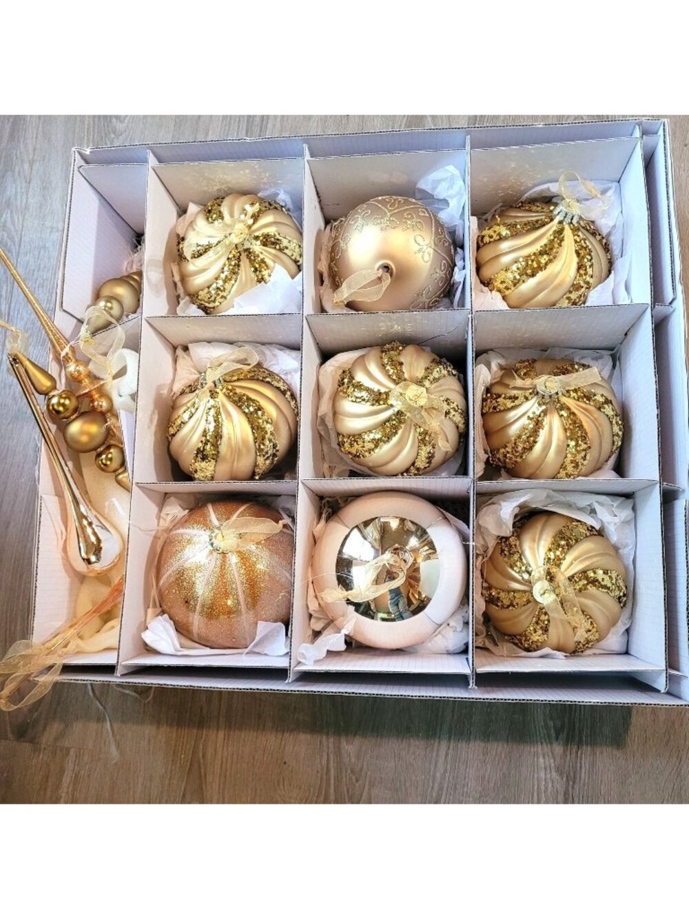Frontgate Christmas Ornament 15 Pc Gold Glass Glitter Baubles Finial Teardrop